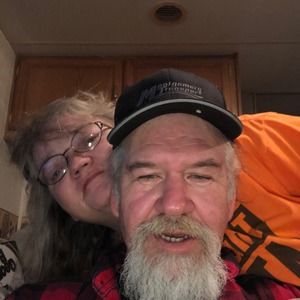 Meet your Posher, Everett